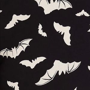 Torrid bat leggings size 3x